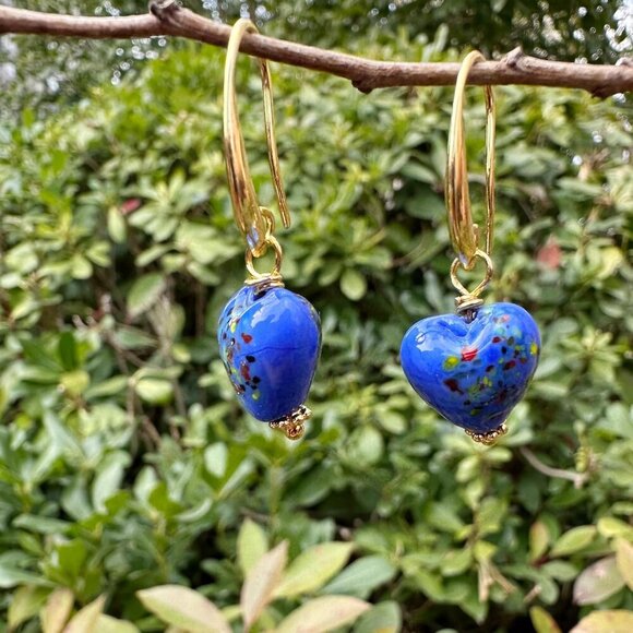 Handmade Murano Glass Heart Earrings Gold-Plated Lightweight Romantic Jewelry - Picture 6 of 7